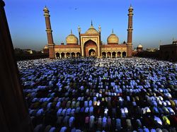 Apakah Boleh Makan dan Minum Sebelum Sholat Idul Fitri?