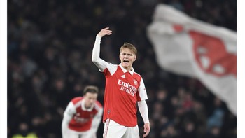 Sungguh sebuah drama, Arsenal berhasil menyamakan kedudukan di menit akhir lawan Southampton dan hasilnya imbang 3-3. Foto: Twitter