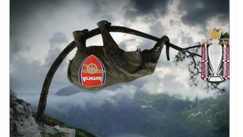 Arsenal masih 5 poin di atas Manchester City, tapi City punya keuntungan. Foto: Twitter