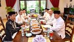 Potret Senyum Jokowi dan Prabowo saat Silaturahmi Lebaran di Solo