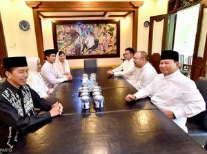 Jokowi Unggah 3 Potret Silaturahmi dengan Prabowo dan Didit