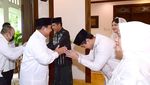 Potret Senyum Jokowi dan Prabowo saat Silaturahmi Lebaran di Solo