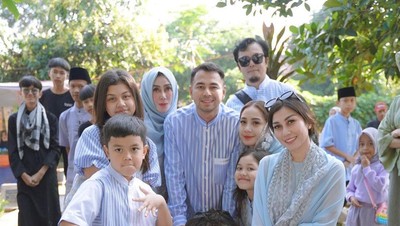 5 Momen Raffi Ahmad dan Keluarga Nyekar ke Makam Ayah di Bandung