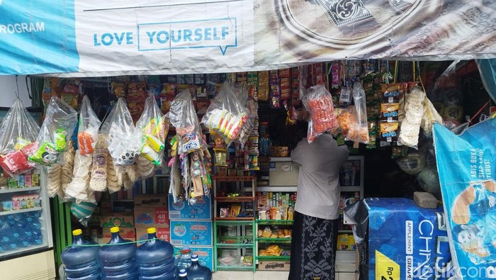 Salah satu warung Madura di Surabaya
