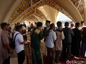 Momen RK Salami Warga, Pamit dari Jabatan Gubernur Jabar