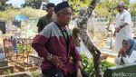 Suasana Ziarah Kubur di TPU Panaikang Makassar saat Momen Lebaran