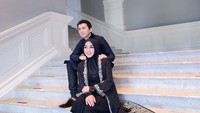 Tak pula Reino Barack selalu terlihat di sampingnya. Foto: instagram