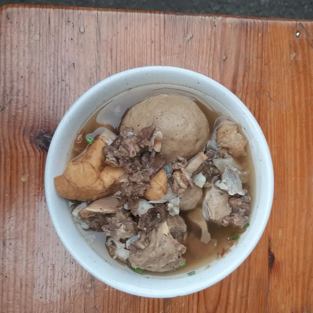 Tempat makan bakso enak