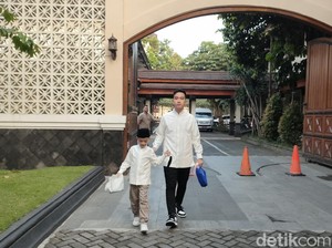 Cerita Jan Ethes Dapat Fitrah dari Gibran: Satu, Adik Satu