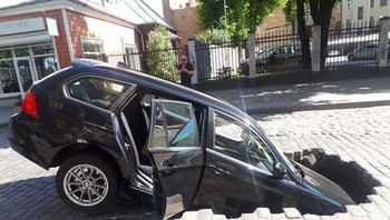 Entah mengapa ini bisa terjadi. Foto: telumindel via Bored Panda