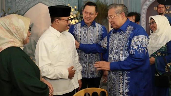 Anies Baswedan lebaran di kediaman SBY dan AHY