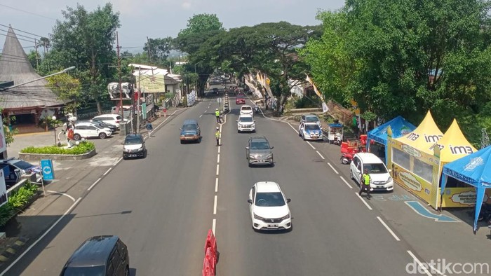 arus lalin di Kota Batu masih normal meski wisatawan meningkat
