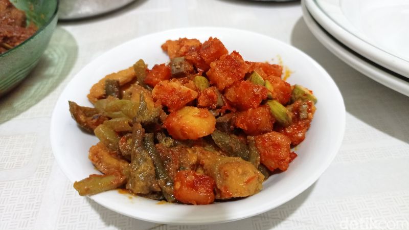 Balendrang atau dongdo, masakan sisa yang lezat.