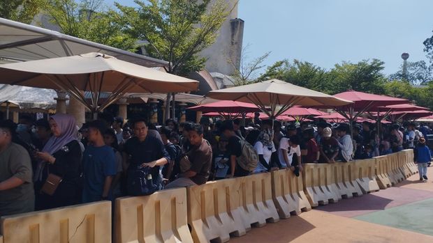 Dufan dipadati pengunjung saat libur hari kedua lebaran 2023
