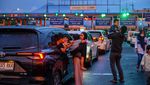 Antrean Ribuan Kendaraan di Exit Tol Ciawi
