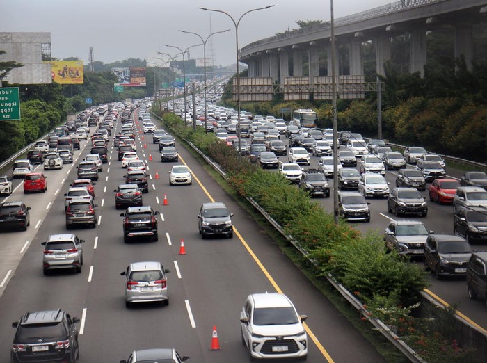 Perhatian: Jadwal Pemeliharaan Jalan di Tol Jagorawi, Siapkan Rute Alternatif