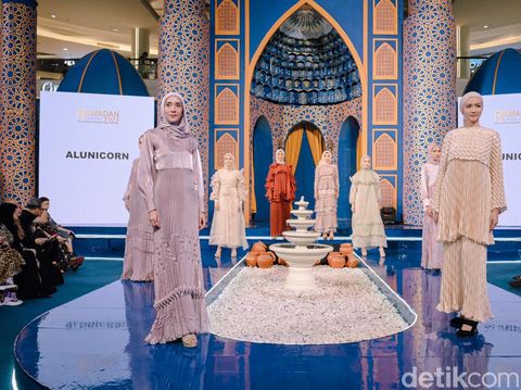 Koleksi busana muslim dari Alunicorn.