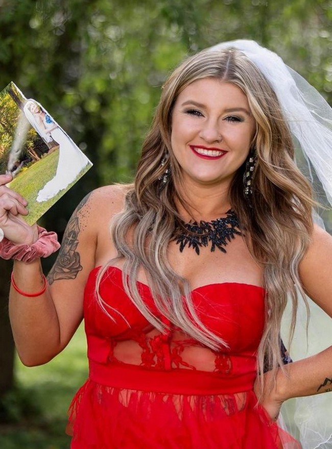 Foto-foto tersebut pun memberikan pesan untuk para wanita agar tidak malu dengan perceraian. Karena tidak jarang perceraian masih dianggap tabu. Foto: dok. Instagram