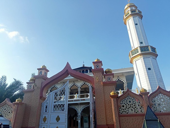 Masjid Nurul Huda di Kampung Gelgel, Kecamatan Klungkung.