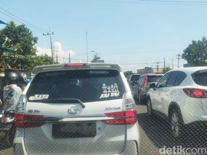 Simpang 4 Mertex Mojokerto Macet, TL dan Pertemuan Arus Tol Jadi Penyebab