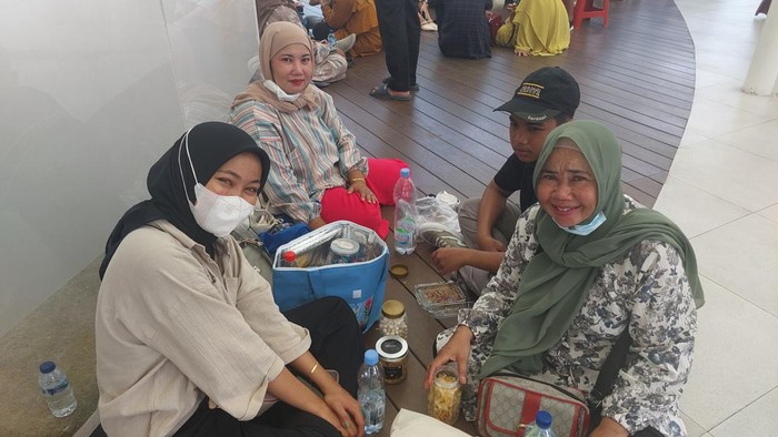 Novi warga Depok ajak keluarga libur Lebaran di Jakarta