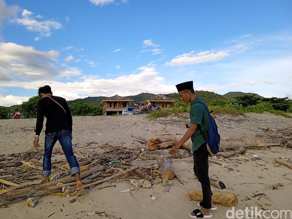 Pantai Lakey kumuh