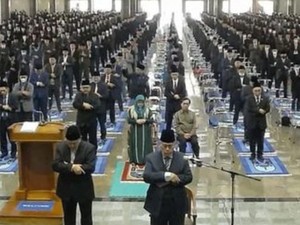 Sederet Kontroversi Ponpes Al-Zaytun yang Viral Campur Pria-Wanita Satu Saf