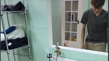 Ilusi Petak Umpet dari Zach King - 1,1 miliar view. Foto: (TikTok).