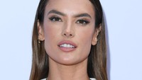 Detail make-up Alessandra Ambrosio. FilmMagic/Steve Granitz