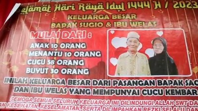 Momen Kakek-Nenek Diarak Seratusan Keluarga Keliling Kampung saat Lebaran