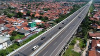 Pada H+2 Lebaran, kendaraan dari arah Jawa Tengah menuju Jakarta mulai mengalami peningkatan.