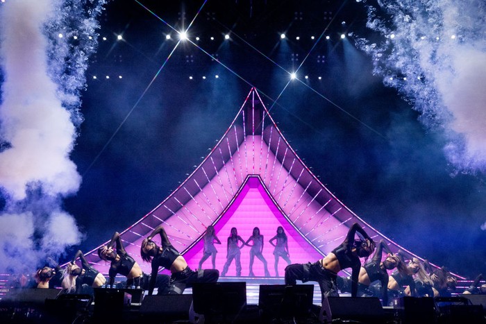 BLACKPINK INDIO, CALIFORNIA - APRIL 22: Rosé, Jennie, Lisa, and Jisoo of BLACKPINK perform at the Coachella Stage during the 2023 Coachella Valley Music and Arts Festival on April 22, 2023 in Indio, California. (Photo by Emma McIntyre/Getty Images for Coachella)