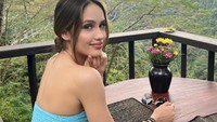 Cinta Laura pun sama sekali tak menggubris komentar-komentar tersebut di instagramnya. Dok. Instagram