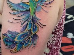 Potret Seni Tato Tutupi Bekas Luka Menjadi Artistik