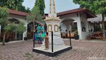 Tangsel Punya Tugu Jogja Mini, Letaknya di Tempat Makan yang Ramah Anak