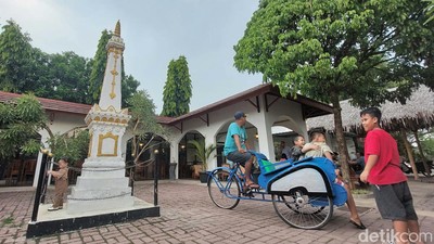 Tangsel Punya Tugu Jogja Mini, Letaknya di Tempat Makan yang Ramah Anak