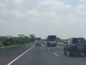 Jelang One Way Arus Balik, Lalin Tol Cipali Arah Jakarta Lancar