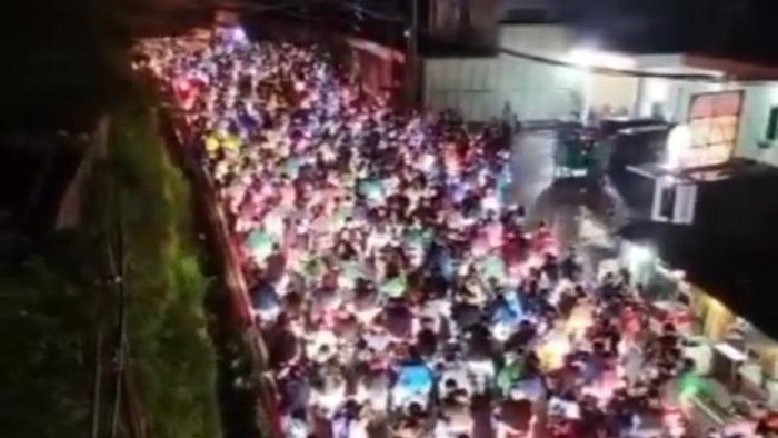 Macet horor di Puncak arah Jakarta.