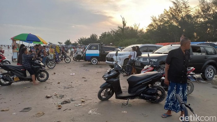 pantai camplong