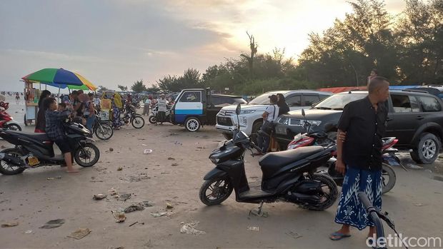 pantai camplong