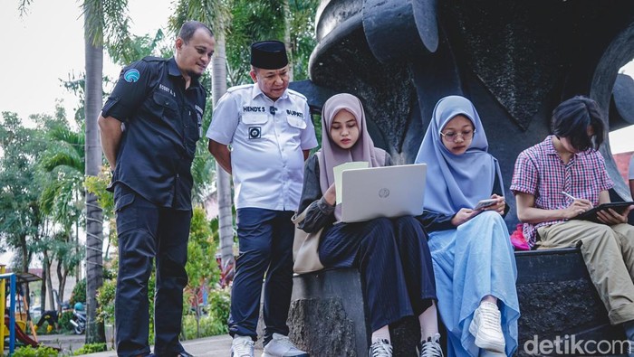 pemkab jember pasang wi-fi di alun-alun