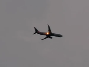 Pesawat American Airlines Terbakar di Udara!