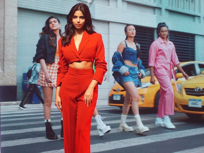 Suhana Khan merupakan anak kedua dari Shah Rukh Khan dan Gauri Khan. Suhana memiliki kecantikan yang banyak dipuja penggemar ayahnya. Dia mewarisi pesona sang ayah dan kecantikan ibunya. Foto: Getty Images/Prodip Guha