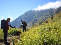 Kebakaran Lahan di Gunung Rinjani, Jalur Pendakian Aik Berik Belum Ditutup