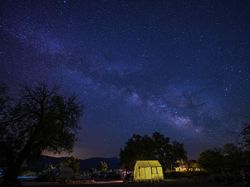 Hujan Meteor Tertua Hiasi di Langit California