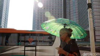 Jabodetabek Panasnya 'Ugal-ugalan', Waspadai Heat Stress hingga Dehidrasi