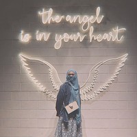 Melihat curhatan Inara yang mengungkap perselingkuhan suaminya itu rupanya menimbulkan beragam pro dan kontra. Banyak netizen yang memberikan simpati dan dukungan, namun ada juga yang tak setuju melihat Inara yang membongkar aib suaminya ke publik. Foto: Instagram/@mommy_starla