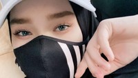 Inara Rusli memiliki pemasukan sebagai model iklan dari beberapa brand. Foto: Instagram/@mommy_starla