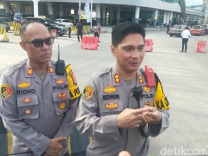 Kapolres Lampung Selatan, AKBP Edwin (kanan). (Tommy Saputra/detikSumut)