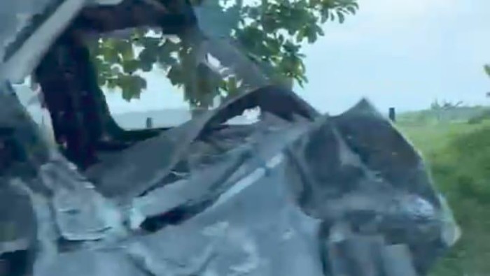 Kecelakaan di KM 153 jalur A Tol Cipali pada Selasa (25/4/2023), mengakibatkan 3 pemudik meninggal dunia.